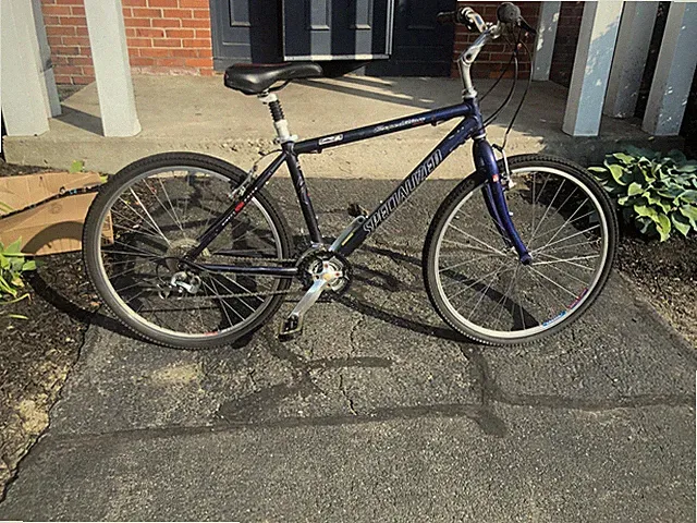 🚲 50% OFF Specialized Expedition Sport Bike – Local Pickup!