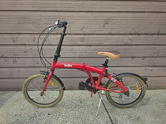 Citizen Bike 20" 6-speed Folding Bike Special Ed. Three Olives Vodka PICKUP ONLY