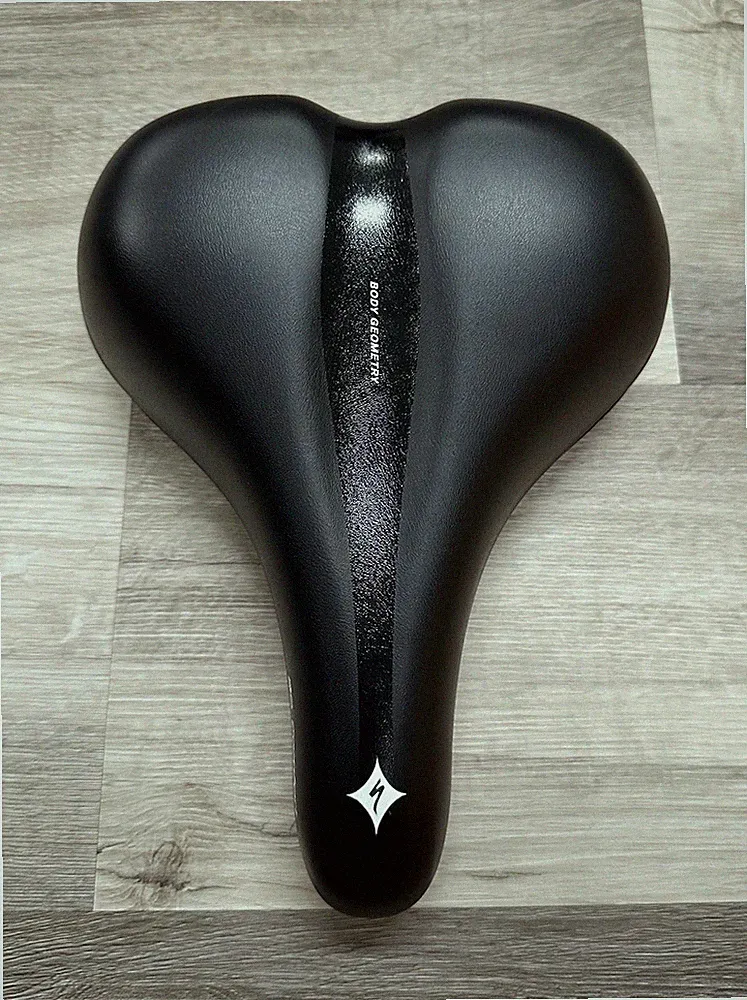 NWOT Specialized Bike Seat Body Geometry BG Comfort Rec Pad Saddle 8.5x10.5 in