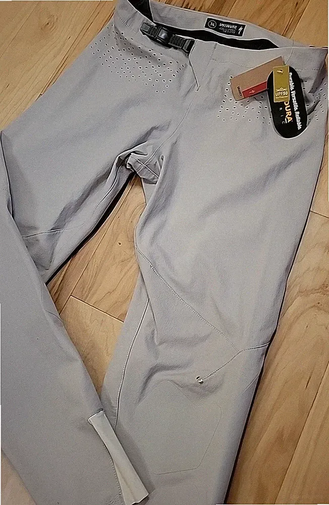 NWT Specialized Mens Gravity Stone Mountain Bike Cordura Pants Sz 34 Adjustable