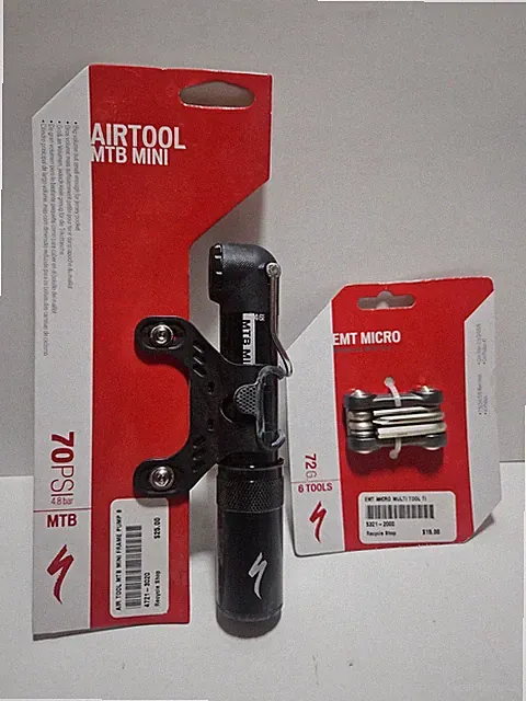 Specialized Air Tool MTB Mini Pump (Black) EMT MICRO Multi Tool Titanium 6 in 1