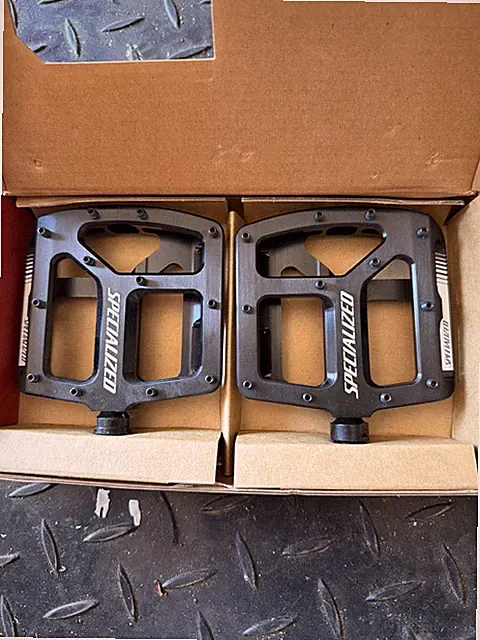 Specialized Bennies Platform Flat Pedals - 9/16" Black