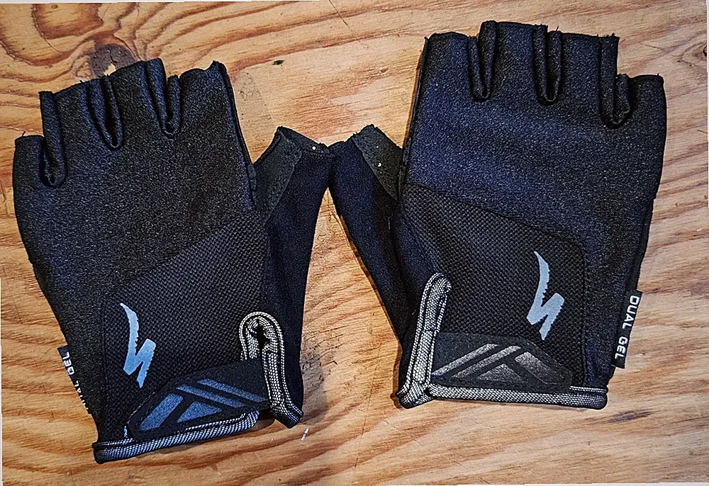 Specialized Body Geometry dual gel Bicycling gloves Men's L Large black cycling
