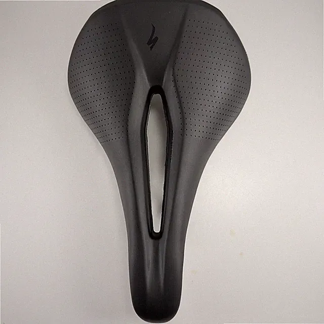 Specialized Body Geometry Short Nose Saddle/Seat ~ 155x240mm ~ 256g ~ Black