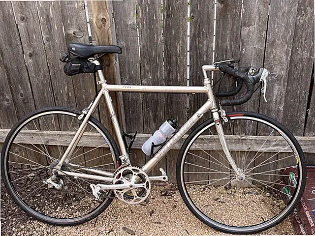 Specialized Comp2 57cm Silver Road Bike 700C Shim 105. Alloy wheels