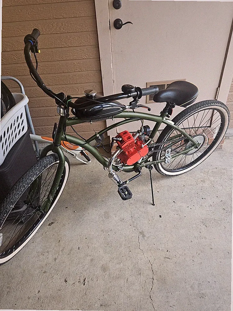 Specialized Cruiser Bicycle Green/Black Gas Engine Kit Cruiser Bars Kickstand