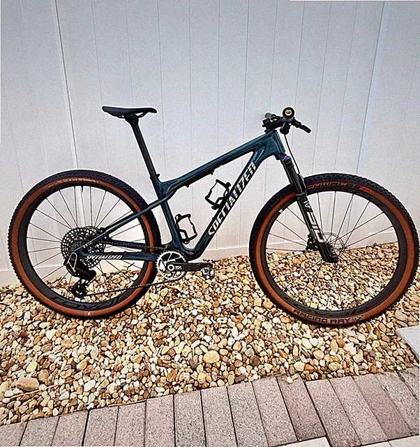 Specialized Epic World Cup Pro Medium 2023 - Upgraded!