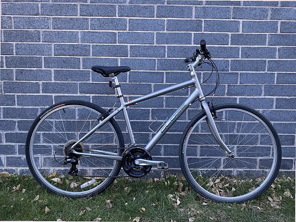 Specialized Globe Comfort Hybrid Bike