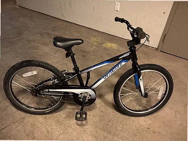 Specialized Hotrock 20" Kids Bike Black/White/Blue, Steel, V-Brake, Flat Bar