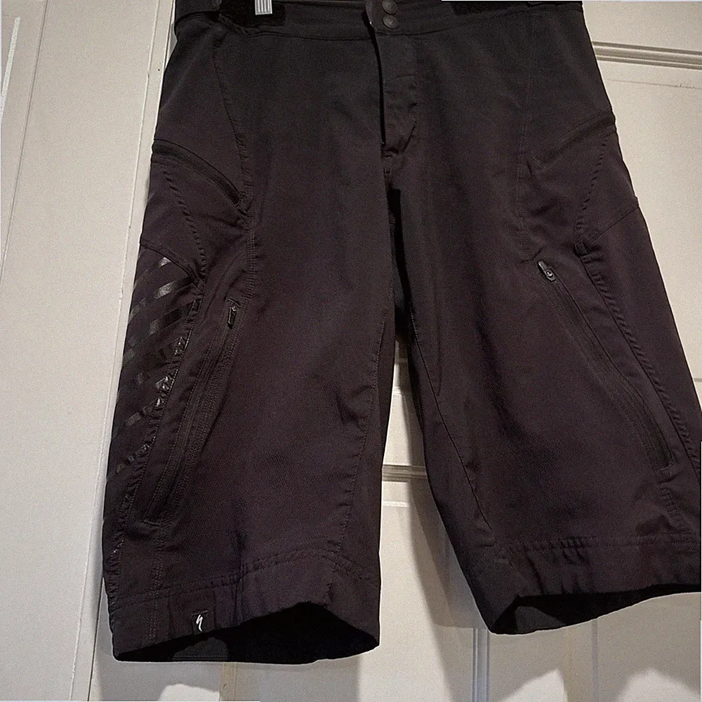 Specialized Relaxed Fit Cycling Shorts Mens 32 Black Athletic Cargo Bike