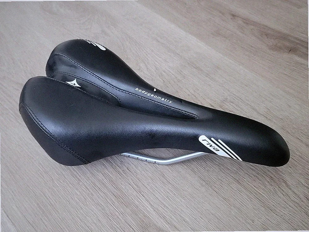 Specialized Riva Bike Saddle Seat Body Geometry Black 155mm - EXCELLENT