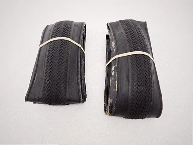 Specialized Sawtooth 700x38c Tubeless Adventure Gravel Bike Tires Black