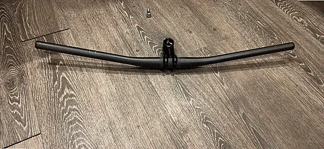 Specialized Sworks Carbon Handlebar and stem