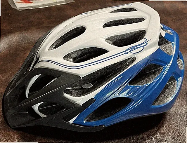 Specialized Tactic Bike Helmet Medium Size New in Box